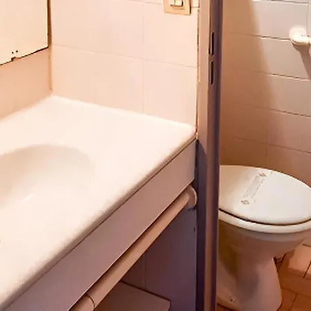 假日公园 Vvf Plaine D'alsace Strasbourg 3*