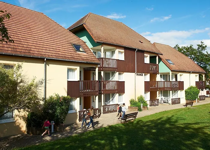 ホリデーパーク Vvf Plaine D'alsace Strasbourg