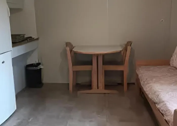 ホリデーパーク Vvf Plaine D'alsace Strasbourg 3*